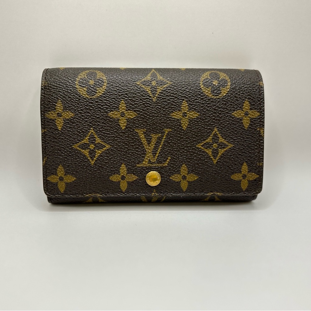 Authentic Louis Vuitton Monogram Tresor Wallet